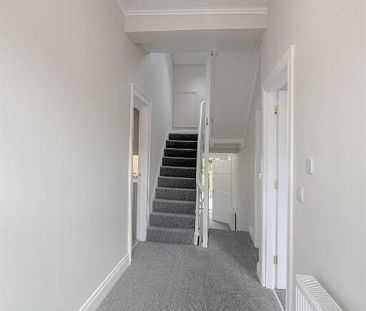 8a Chichester Avenue, Belfast, BT15 5EH - Photo 2
