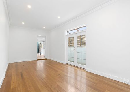 Idyllic Inner West Terrace Home - Photo 4