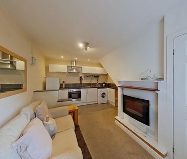 1 bedroom ground floor maisonette to rent - Photo 5