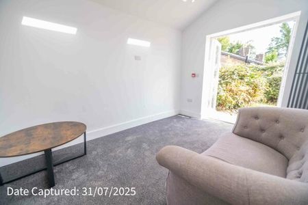 112 Alcuin Avenue - Photo 4