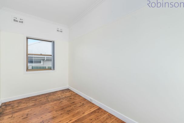 Well presented unit less than 2km from Belmont town Centre - Photo 1