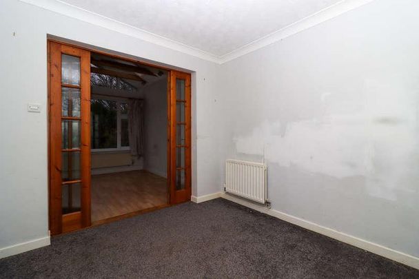 Wright Lane, Oadby, LE2 - Photo 1