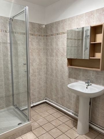 Location Appartement 2 pièces 47m² BRUNOY 91800 - Photo 4