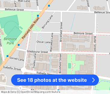 2 Bedroom Unit, Huge Living Area, 5 Minute Walk to Transport. Lock ... - Photo 1