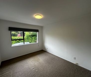 2 Bedrooms Plus Study - Photo 2