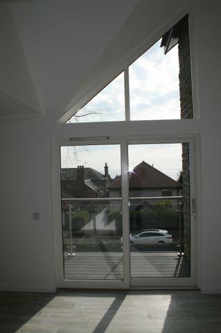 STUNNING NEW BUILD 2 BEDROOM FLAT – WOODLAND DRIVE, MONIFIETH - Photo 2