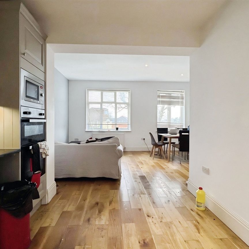 Studland Road, Ealing, W7 3QU - Photo 1