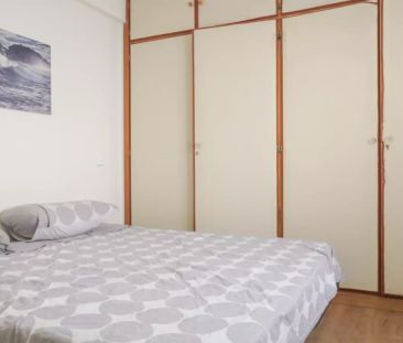 2-bedroom apartment for rent in Cuatro Caminos - Photo 4