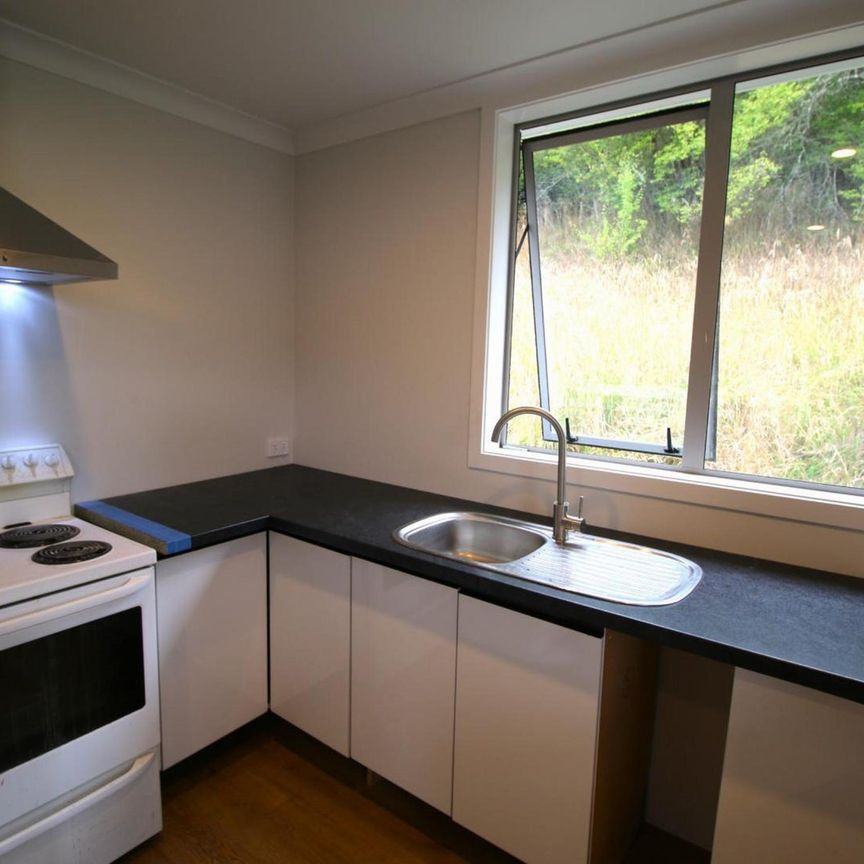 Fully refurbished in Taihape! - Photo 1