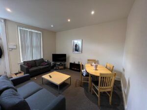 5 Royal Park Mount, Leeds, LS6 1HL - Photo 2