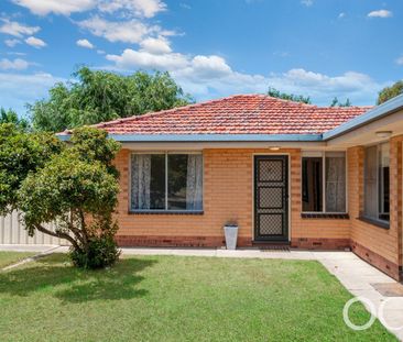 Open the Door To Effortless Living in a Prime City-Fringe Location - Photo 4