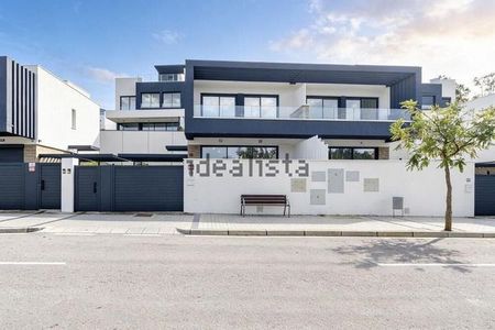 Alquiler de chalet pareado en Calle Ágata - Photo 4