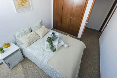 Carrer dAlvaro de Bazan, Valencia, Valencian Community 46010 - Photo 4