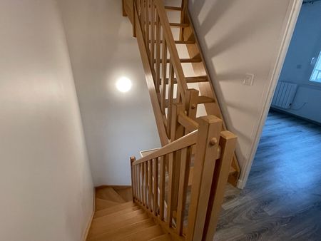 House - Photo 3