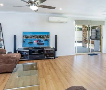 Family home! - Photo 1