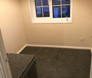 Spencer Way, Redhill - Photo 5