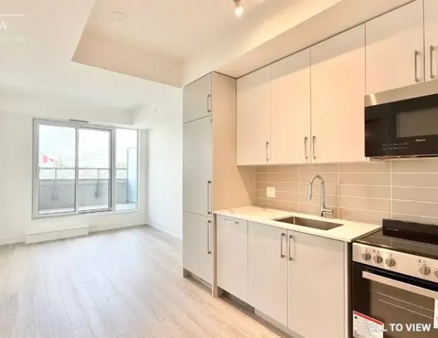 2075 King Rd, King City, Ontario L0G 1K0 | 2075 King Road, King City - Photo 1