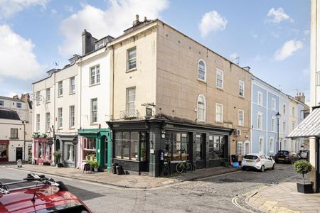 1 Bed Flat - Photo 5