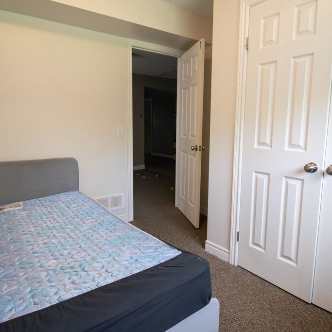 Room for Rent in Welland, perfect for Students or Young Professionals! - Photo 1