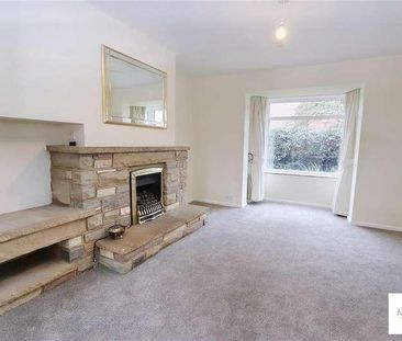 Lower Swaines, Epping, CM16 - Photo 2