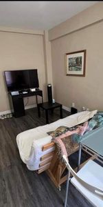 GHETTO MCGILL- 1 CH FERMÉE - Photo 3