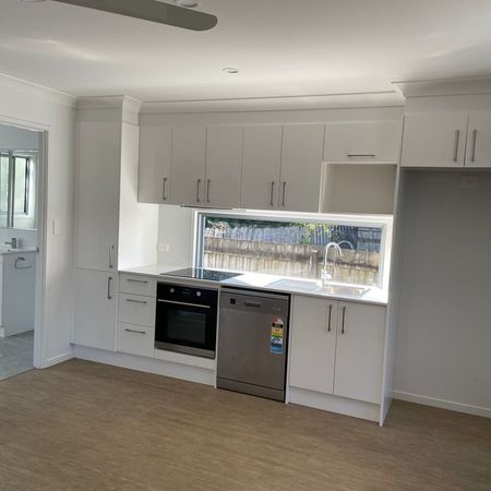 Cute 2 Bedroom Granny Flat - Photo 4