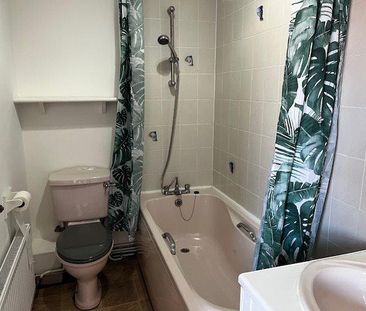 2 bedroom house to rent - Photo 3