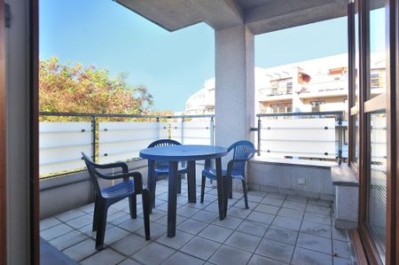 Stylowe mieszkanie 2-pokojowe blisko centrum - Photo 3