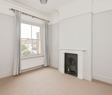4 Bed Semi-Detached House, Fernlea Road, SW12 - Photo 3