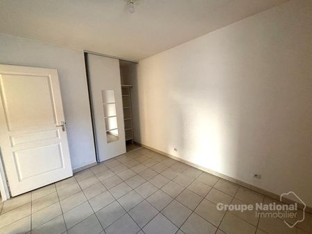 Appartement 3 pièces à louer à Miramas - Quartier La Gare, - Photo 4