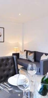 Hill Street, Mayfair, W1J - Photo 1