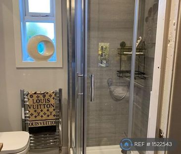 1 bedroom flat to rent - Photo 6