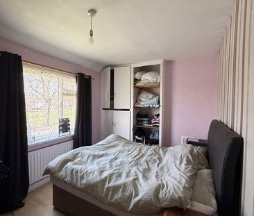 2 Bed End Terrace, Mercer Avenue, CV2 - Photo 2