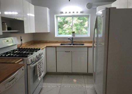 Detached Home For Lease | X112 - Photo 3