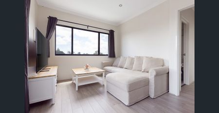 FULLY FURNISHED EXECUTIVE APARTMENT - Photo 2