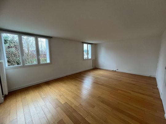 Location Appartement 4 pièces 74m² L HAY LES ROSES 94240 - Photo 1