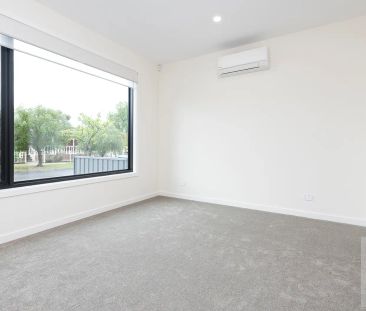 Appreciate Style? I Am For You! - Photo 1