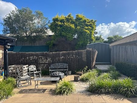 1 Justice Close, Glenvale QLD 4350 - House For Rent | Domain - Photo 2