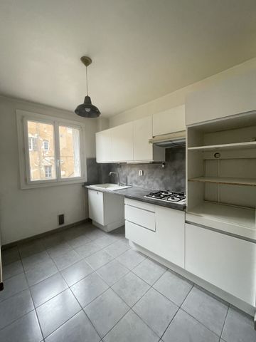 Appartement - Aix-En-Provence (13100) - 65.09 m² - - Photo 4