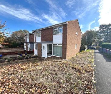 2 bedroom end of terrace house to rent - Photo 3