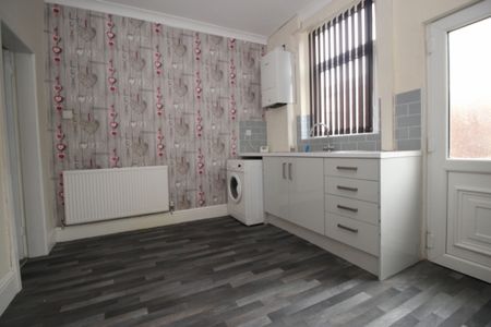 2 Bedroom Terraced House - Photo 5