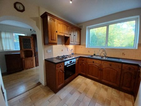 Widney Lane, Solihull B91 3LS - Photo 2