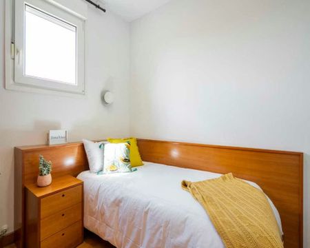 Calle de Bravo Murillo, Madrid, Community of Madrid 28020 - Photo 4