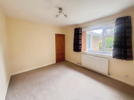 Rockwood Road, CHEPSTOW - Photo 3