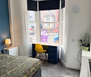 Room in a Shared House, Mansell Road, L6 - Photo 2