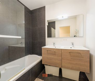 Hoekappartement met bovengrondse parking - Photo 5