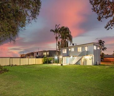 Spacious Family Home - Photo 4