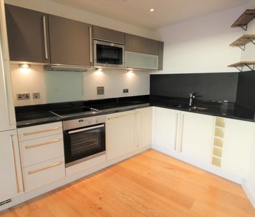 Candle House, Leeds - Photo 2