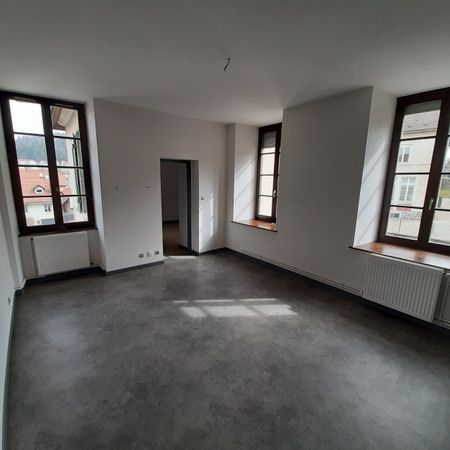 Location - Appartement T2 - 53 m² - Maîche - Photo 4