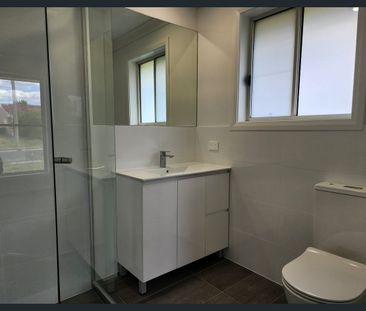 Modern Home in a Quiet Eglinton Cul-de-Sac - Photo 2